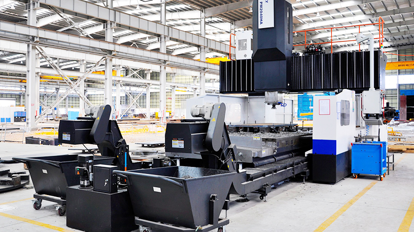 Spécification : NEWAY2040 Taille d'usinage maximale : 2 mètres x 4 mètres, centre d'usinage à portique professionnel, équipement d'usinage avancé