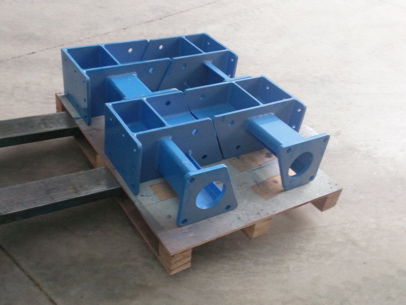 Peinture de pulvérisation industrielle pour les grands composants de structure en acier