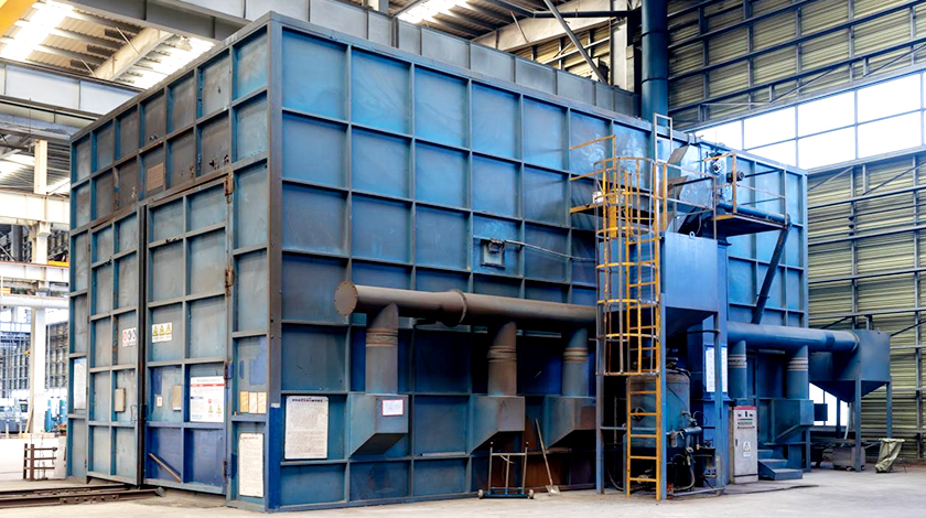 Atelier de grenaillage fermé avec système de ventilation avancé. Protection de l'environnement, professionnalisme et haute qualité.